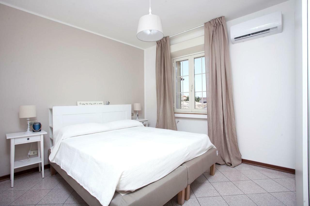 La Casa Di Mattia Apartamento Pula Exterior foto